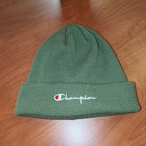 Champion Embroidered Logo Cuffed Knit Beanie OS